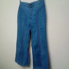 Item thumbnail for item e4804672-fd72-490c-8abe-f2e454a9cec8