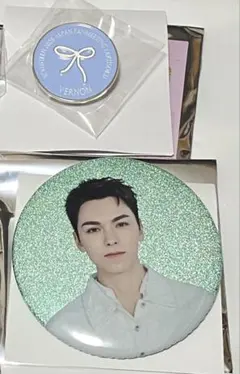 SEVENTEEN THE 8 ピンバッジセット - メルカリ