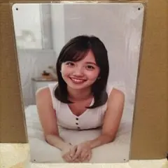 ブリキ看板　女性hitomi①T 新品 比率誤差有り全体に横長特価