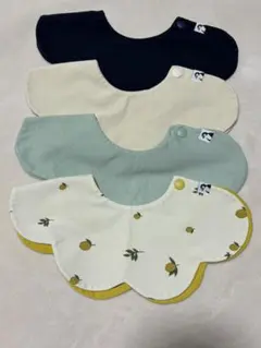 Konny (コニー)スタイ 4枚　リバーシブル入り