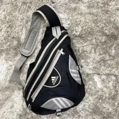 アディダス ボディバックone shoulder body bag y2k
