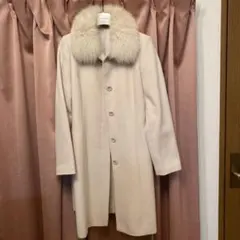 【超美品】ファー取外し可能ホワイトコート40サイズ （ファー部分毛皮フォックス）