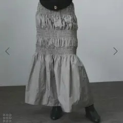 SALON adam et rope' タフタシャーリングスカート　グレーのサムネイル