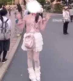 ピンク カーディガン