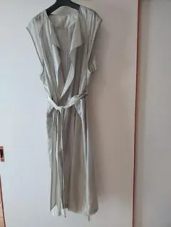 ヤマダヤRADIATEベージュロングジレ新品未使用 定価 19250円