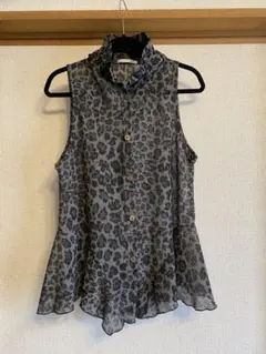 SUNLAMAIL ミドル丈　ベスト　レオパード柄