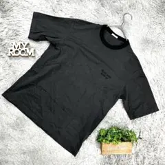 良品❗️【GU】ジーユー 英字刺繍入りTシャツ(S) 黒灰色