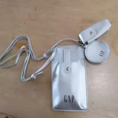 GAP シルバーショルダーバッグ コインケース付き