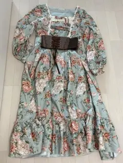 axes femme ワンピース＋コルセットベルト
