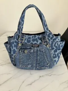 1098 大きめヒョウ柄デニムリメイクバック　ハンドメイド　オーバーオールデニム