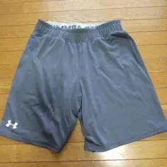 Under Armour グレー ショートパンツ LG　バスケットボール