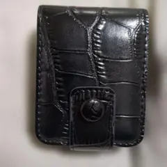 クロコダイル風黒ポーチ