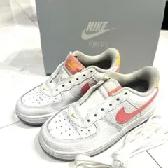 Nike Force 1 ホワイト/ピンク/イエローのサムネイル
