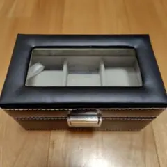 ニトリ　腕時計ケース