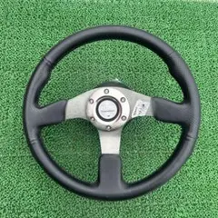 D1 SPEC スポーツステアリング 32cm 社外ハンドル ホーンボタン付のサムネイル