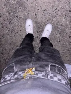 dripダメージ加工 スキニーデニムパンツ ブラックのサムネイル