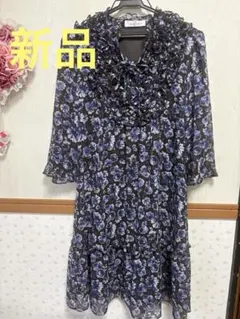 【新品】ギャラリービスコンティ 花柄フリルワンピース 七分袖のサムネイル