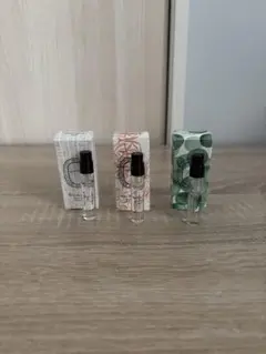 diptyque 香水 サンプル 3本セットのサムネイル