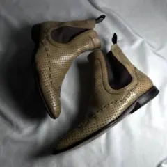 Item thumbnail for item 65defe9d-fa3c-4200-b928-e30d549b12a9