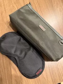 tumi jalアメニティ　トラベルポーチとアイマスクセット