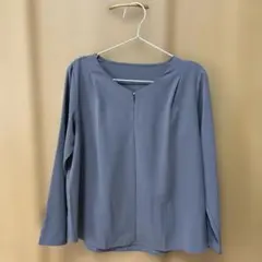 グレー Vネック 長袖トップス　ブラウス