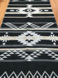 お値下げしました！柔らかな手触り 大判ストール オルテガ柄 幾何学模様