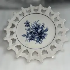 レトロ　昭和　fancy 青い花柄の陶磁器皿 レース型　直径約18cm
