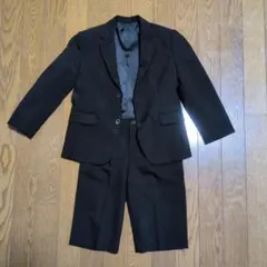 黒のストライプ フォーマルスーツ (ジャケット+ショートパンツ)