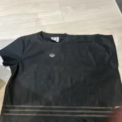 アディダス ブラック Tシャツ