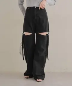 chico カットアウトデザイン ハイウエストデニムパンツ