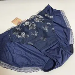 Item thumbnail for item 05c51281-3349-4e96-97b2-070643bab8a6