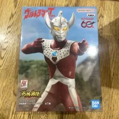新品未開封 】ウルトラマンタロウ フィギュア 英雄勇像 胸像ライト 2種