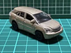 カプセルエムテック ミニカー TOYOTA ハリアー ゴールドのサムネイル