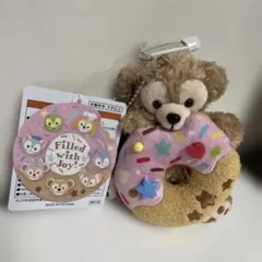 フィルド　ウィズ　ジョイダッフィー ぬいぐるみ　バッジ