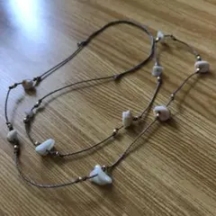 貝殻とビーズのロングネックレス　シェル　匿名配送