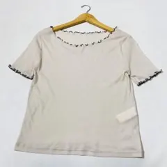 26SS To b by agnès b. コットンメロウフリル半袖 Tシャツのサムネイル