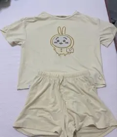 ちいかわ　うさぎ　gu パジャマのサムネイル