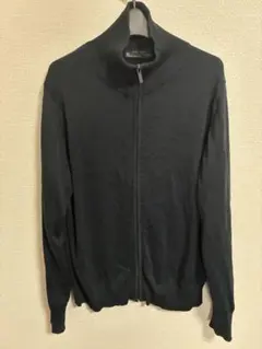 ブラック ニット