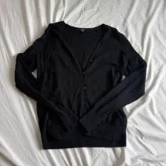 UNIQLO 黒カーディガン