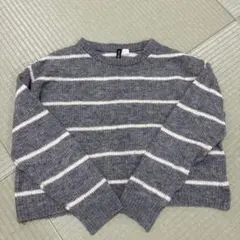 DIVIDED グレー/ホワイト ストライプ セーター
