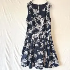 INGNI イング 花柄ワンピース M 濃紺 バラ ローズ ノースリーブ