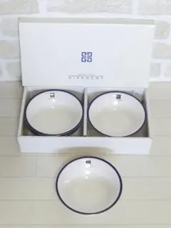 【未使用】GIVENCHY 磁器 ボウル 5枚セットのサムネイル