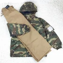 美品△ポンタペス スノーウェア 140cm カモフラ柄 スノーボードウェア