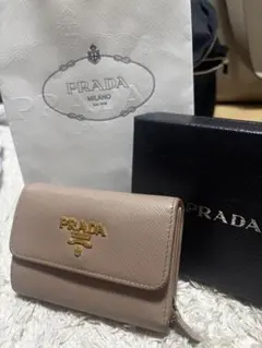 PRADA サフィアーノレザー 三つ折り財布 ベージュ