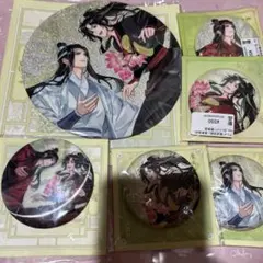 魔道祖師 完結記念展 ゴールドメタリック 缶バッジ 一期 - メルカリ