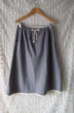 コットン100%　レース付きスカート　グレー