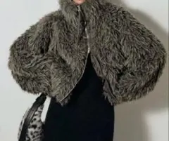 ミックスシープファースタンドブルゾン アウター チャコール　ファーブルゾン