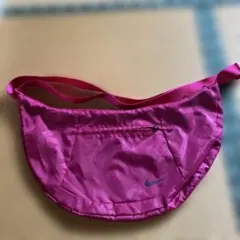 Nike ピンク ショルダーバッグ