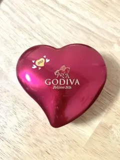GODIVA 年代物ハート型缶陶器小物入れ クラシックカラー5個セット GODIVA 年代物ハート型缶陶器小物入れ クラシックカラー2個セット専用