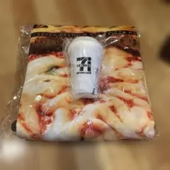 セブンイレブン ゴールドシリーズブランケット Lサイズ ピザ柄 一番くじ A賞